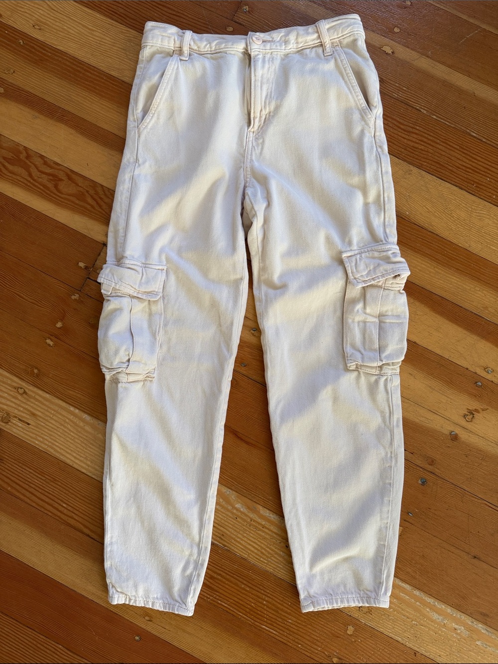 Levi’s Light Pink‎ Cargo Jeans 24